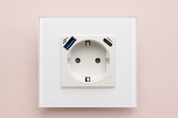 prise connectée encastrable usb type c blanc