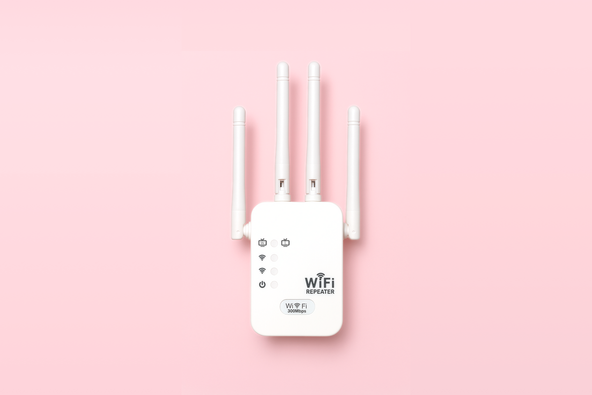 un repeater wifi sur fon rose